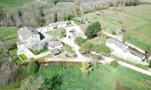 Splendide propriété sur 11 ha dominants,1 gîte + 4 chambres d'hôtes