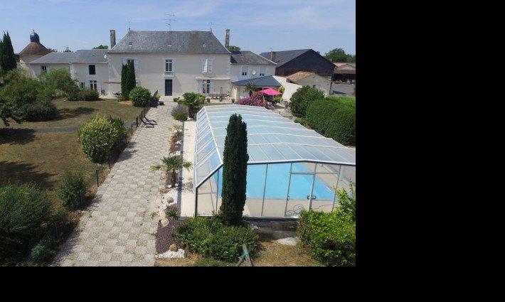 gîte et chambres d'hôtes - Gite, chambres d'hôtes et location sur domaine de 1ha