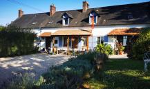 Longère avec 3 chambres d'hôtes et gite 5 p. près de Giverny