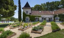 Domaine avec 5 chambres d'hôtes au centre du Triangle d'Or du Périgord Noir