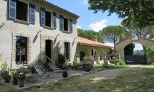 ancien corps de ferme tout en pierre