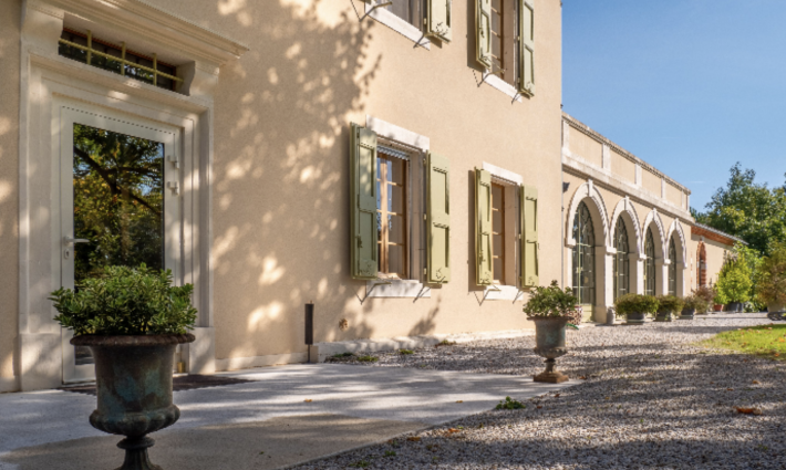 gîte et chambres d'hôtes - Maison de maître du XVIIIème 420m² possibilité de gîte, chambres d'hôte