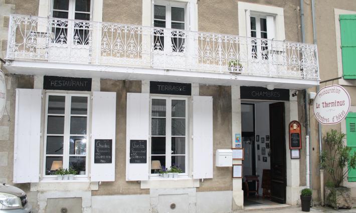 chambres d'hôtes - Maison d'hôtes et restaurant