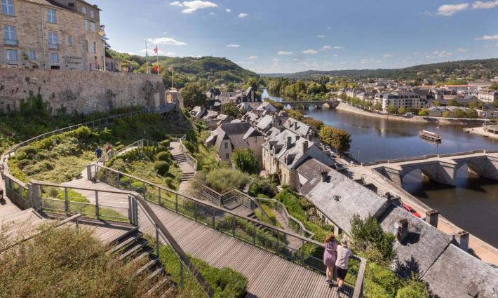 gîte et chambres d'hôtes - Opportunité d'Éco-tourisme en Corrèze