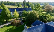 Longère de 615 m2 constituée de 5 Gîtes