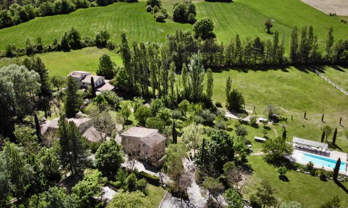 gîte et chambres d'hôtes - Domaine d'exception au coeur du Luberon