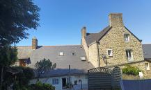 Ensemble deux maisons