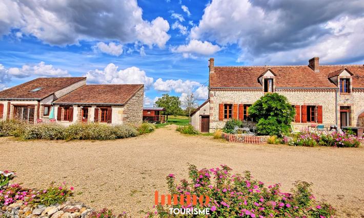 gîte et chambres d'hôtes - Charmante propriété d’hôtes avec roulotte