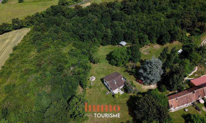 gîte - Propriété avec deux gites dans un écrin de verdure proche Beauval
