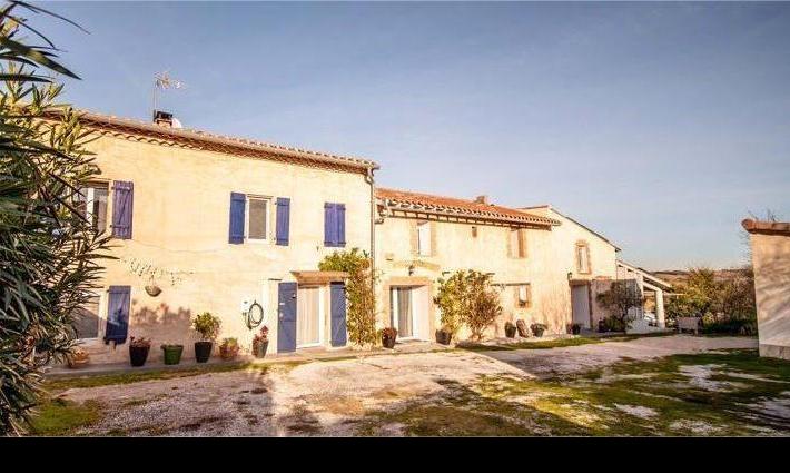 gîte - Maison principale avec trois gites