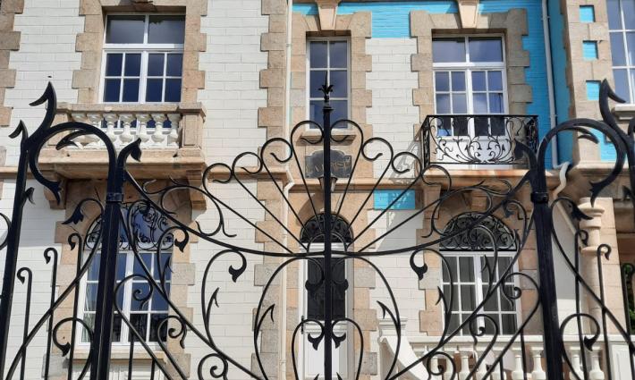 gîte et chambres d'hôtes - Belle maison d'hôtes + 2 studios à vendre à Roscoff, Finistère